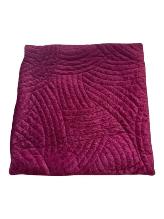 World Market Square Pillow Case O/S Fuschia 18x18 Side Gold Zipper