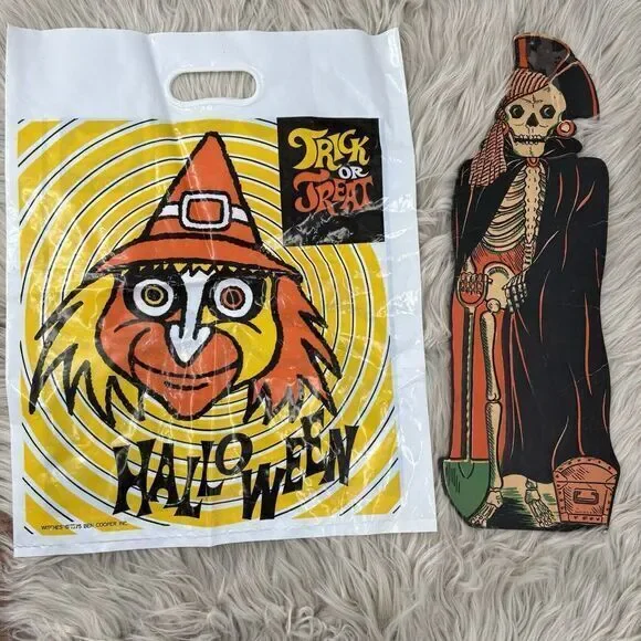 Vintage‎ 1950s Beistle Halloween Die Cut Cardboard Pirate Skeleton And Candy Bag
