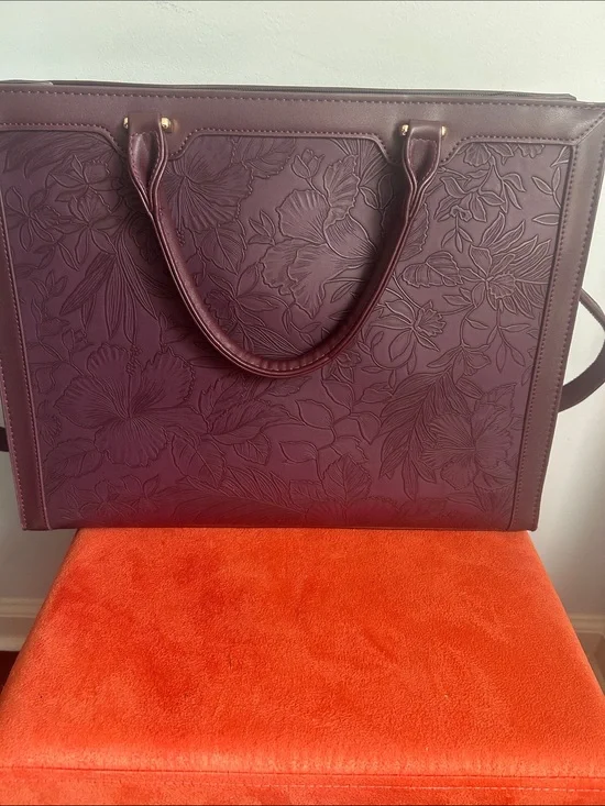 Women's Embossed Floral Tote laptop Bag - Burgundy
