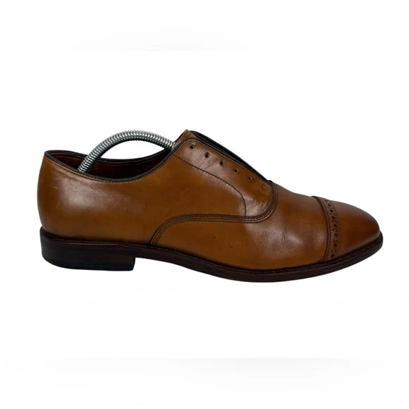 Allen Edmonds Fifth Avenue Mens Size US 9.5 (D) Oxford Brown Leather Cap Toe
