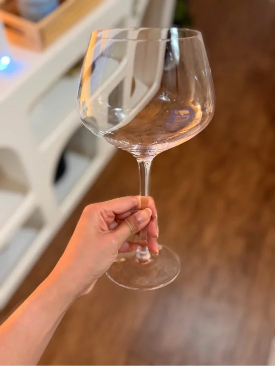Ultra lightweight Oversized Wine Glasses Set of 4- for wine/ cocktail/ mocktails