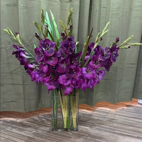 Elegant Purple Gladiolus Floral Arrangement in Glass Vase, H 35 inch