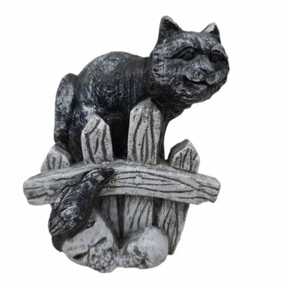 Graveyard Cat On Fence Bird & Skull Statue Decor