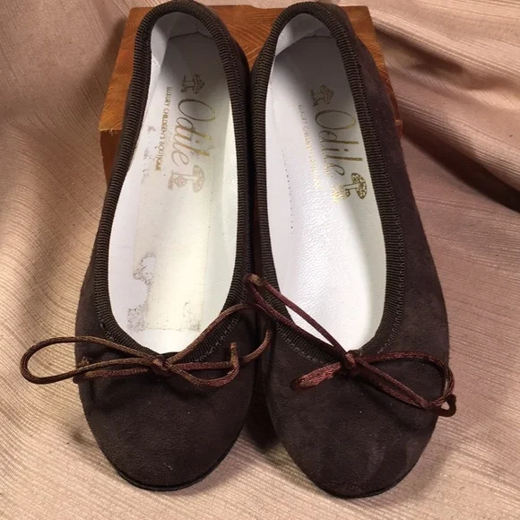 Odile Luxury Children’s Boutique all leather shoes