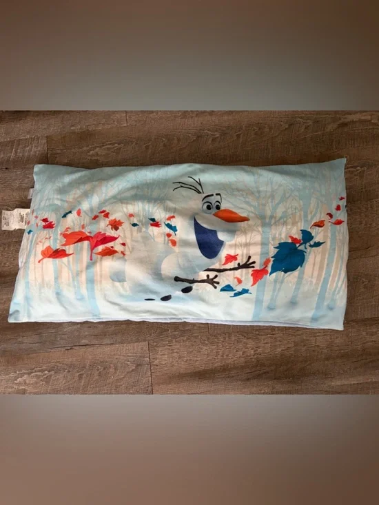 🌸 $10 SALE 🌸 Disney Olaf Blue Body pillow