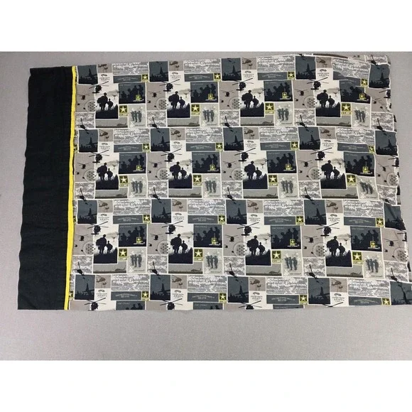 Set of Two US Army Pillow cases‎ Standard Helicopters