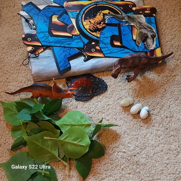 Jurassic Park/Dinosaur Party backdrop,banner,and cake topper