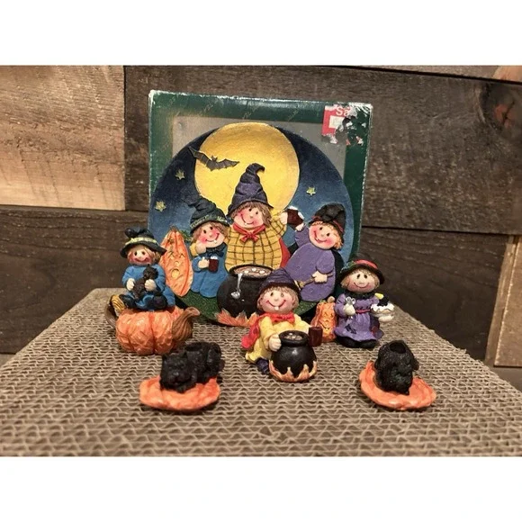 Popular Imports TS 622 Decorative Mini‎ Halloween Tea Party Vintage