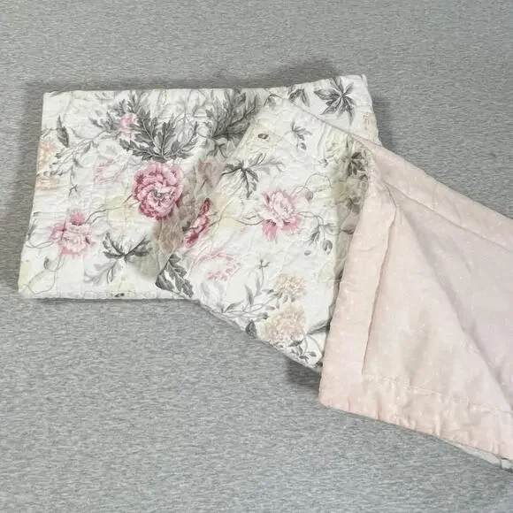 Laura Ashley‎ Breezy Floral Pillow Shams Womens 24x39 Pink Quilted Cottagecore