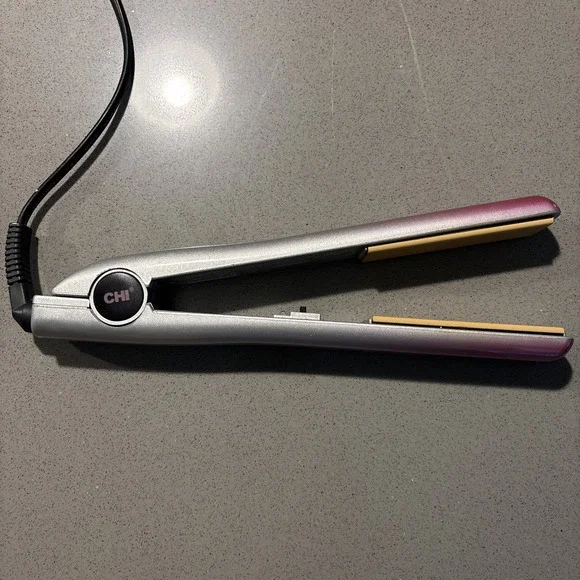 CHI Global Beauty Network GF1001 1 Inch Ceramic Flat Iron Hair Straightener