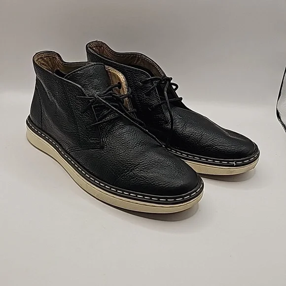 Johnston & Murphy Kids Mcguffey Chukka Big Kid size 2