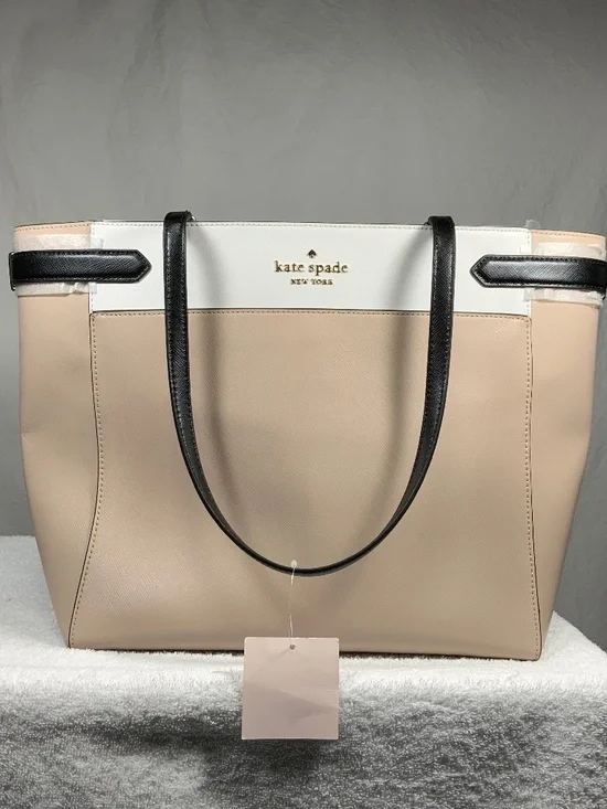 NWT - ♠️ Kate Spade Staci Laptop Tote