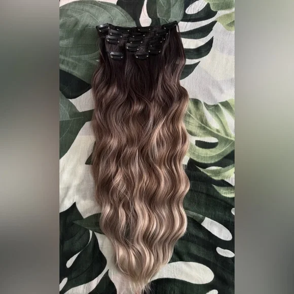 Balayage Blonde Clip in Extensions 22 In