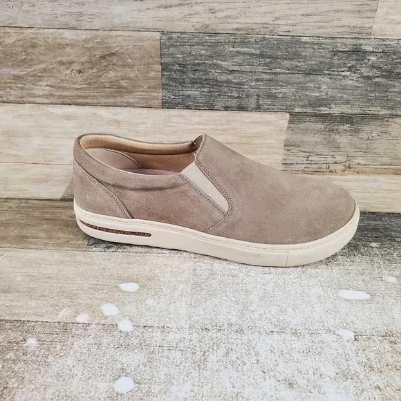 Birkenstock Oswego Shoes Mens 9 / Womens 11 Comfort Taupe Slip On Sneakers