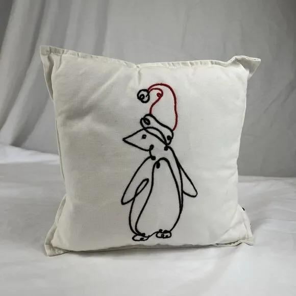 Ellen Degeneres Penguin Embroidered Throw Pillow ‎ 10.5