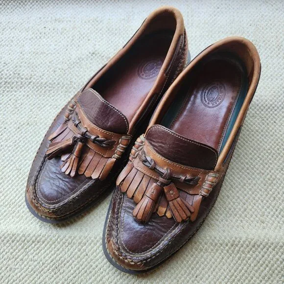 HS Trask Handsewn Leather Tassel Loafer Bozeman MT Size 9M Made In Brazil Kiltie