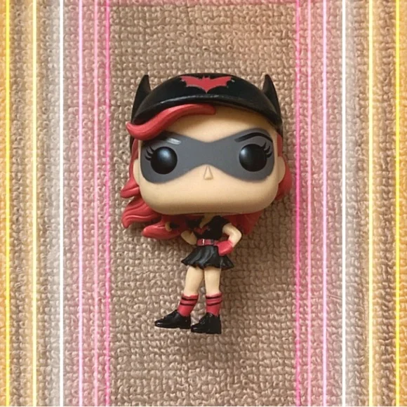 🦇Funko POP Batwoman Bombshells Softball Superhero Vinyl Figure Kate Kane