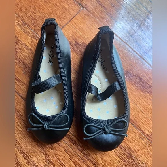 Cat & Jack Black Girls' Mary Jane Ballet Flats with Bow