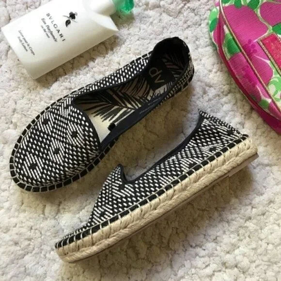 DV by Dolce Vita Desiree Aztec Espadrille Womans Sz 6.5