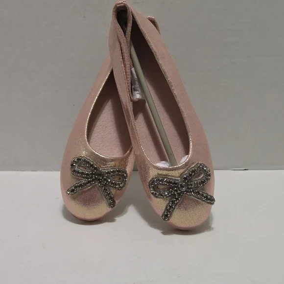 Chasing Fire Flies Flats with Rhinestone Embellished Bow Size 4‎
