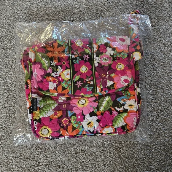 NWT Vera Bradley Abbergale Floral Tablet Bag