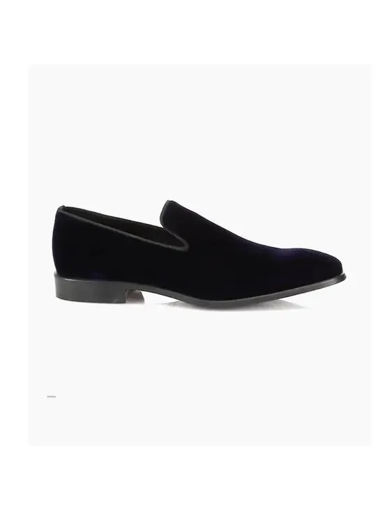 Saks Fifth Avenue COLLECTION Men's Size 9.5 Black Velvet Loafers Almond Toe NEW