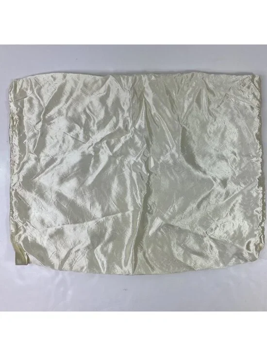 Vintage Ivory Satan 22