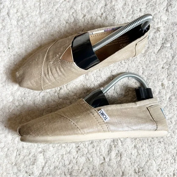 TOMS Metallic Shiny Tan Silverish Gold Classics Slip On Espadrille Sneakers