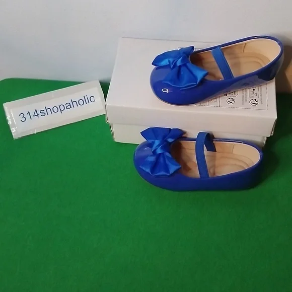 Toddler Girls Blue Patent Leather Shoes With Bow