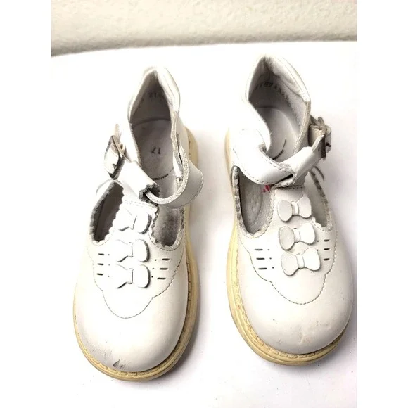 Vintage Dogi Toddler White Leather Buckled Mary Jane Shoes Bow Detail Size 17 US