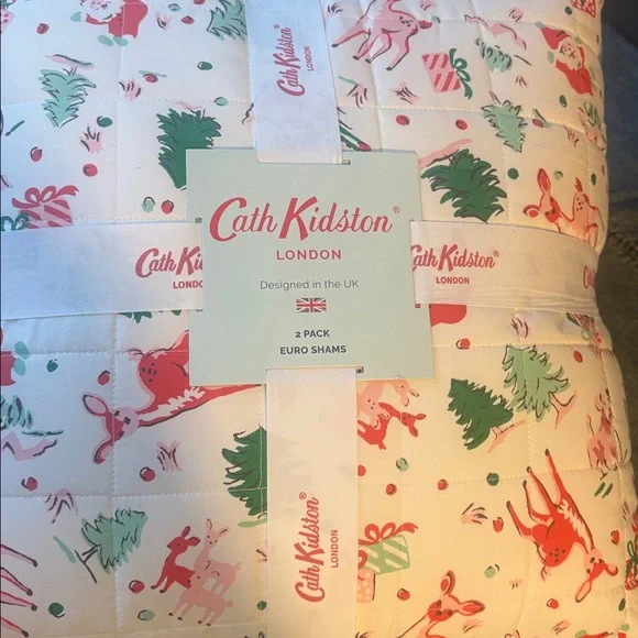 Cath Kidston Ditsy Deer set of 2 Euro Shams! Fun for any room in the house🎄🦌💕