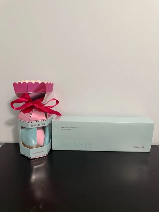 Xuanze Flat Iron and Makeup Sponge Set Gift Pack! NWB