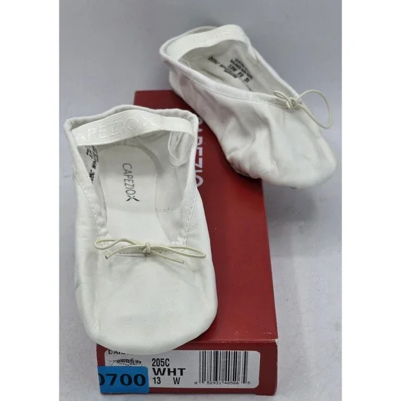NIB Capezio Kids Daisy Ballet Flats - Color White -‎ Size Kids 13W