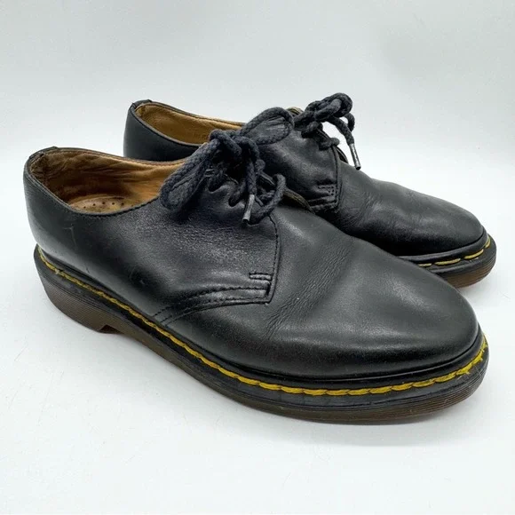 Vintage 90s Made in England Dr. Marten's 3-Eyelet Oxford Lace Up‎ Shoes Black 3