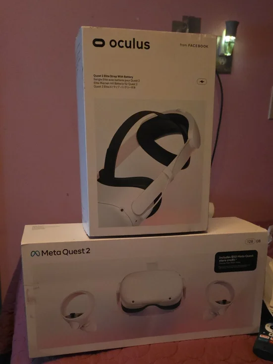 Oculus Meta Quest 2 VR Headset and Elite Strap - White and Black