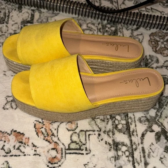🧾Lulu's Bright Yellow Espadrille Slides