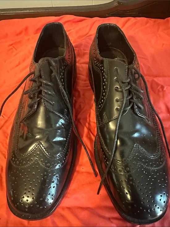 Nunn Bush Black Leather Wingtip Dress Flex Oxfords