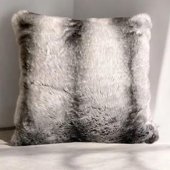 NWOT NEW Aviva Stanoff Grey Faux Fur Luxury Down Pillow 20