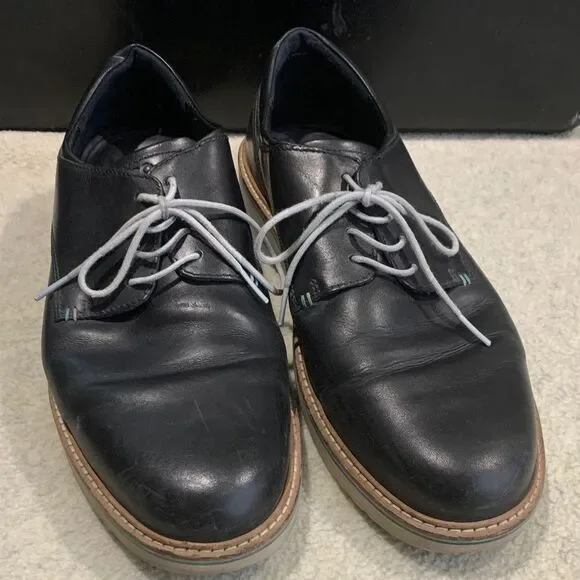 Ecco Black Leather Men's Oxfords with Tan Sole