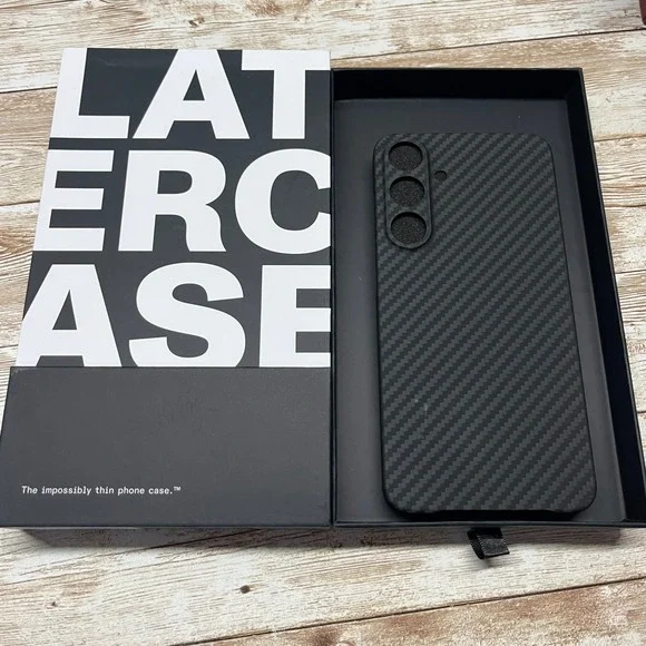Latercase Carbon Fiber Phone Case Samsung Galaxy S25 Plus Classic Thin Open Box