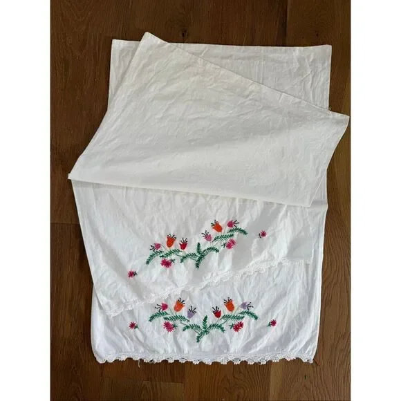 2 Vintage Queen Size Pillowcases Red Orange Pink Green Tulip Lace Detail