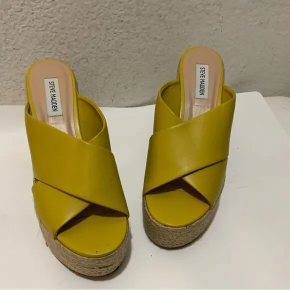 Steve Madden size 9 yellow Tan espadrille platform sandals leather