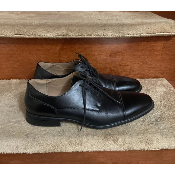 Men's J. Ferrar Black Memory Foam Oxfords & Derbys Size 10M Excellent Conditio