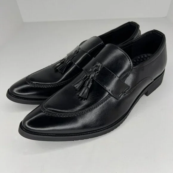 Classic Comfort Mens Black Pointed Toe Tasseled Slip On Size 11.5 Loafers