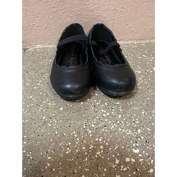 Copper Key Girls Black Ballet Flats with‎ Elastic Strap – Size 10