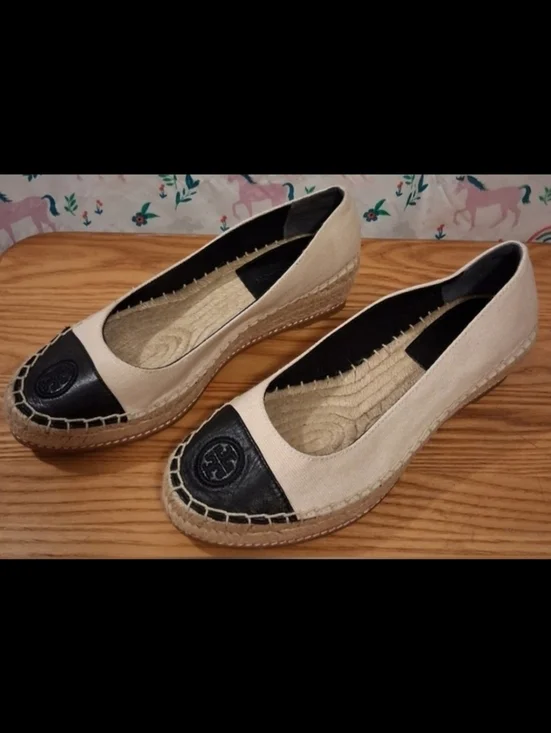 EUC Tory Burch Black Leather & Beige Canvas Casual Boho Wedge Heel Shoe SZ 6M