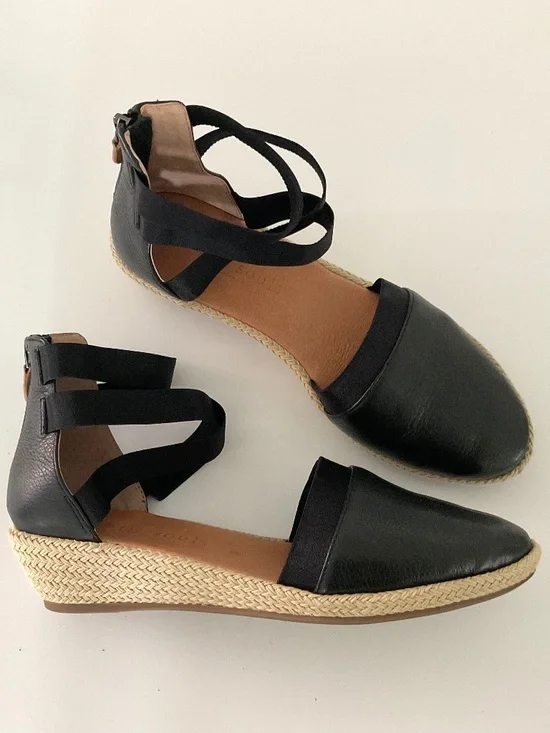 GENTLE SOULS by KENNETH COLE Noa Beth Black Leather Espadrille Sandals Size 8.5