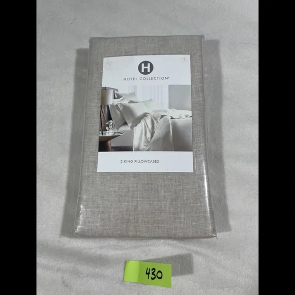 NIB Hotel Collection Linen Dye‎ ( 2 ) King Pillowcases in Beige