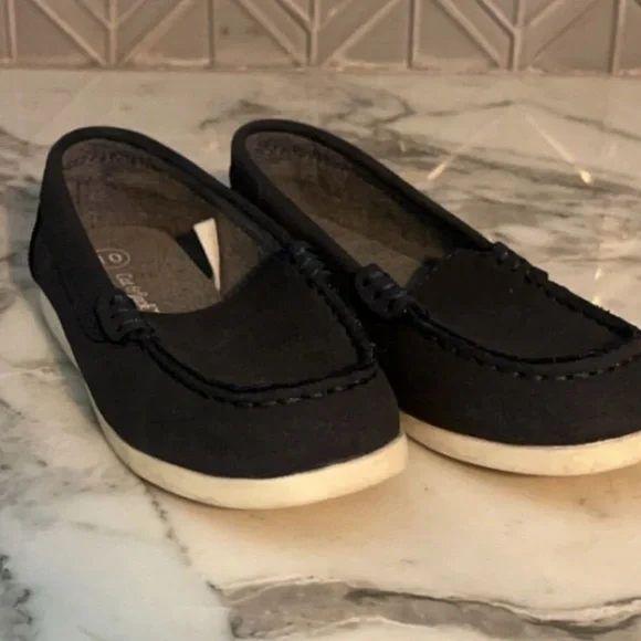 $7 ADD ON Cat & Jack‎ black slip on loafers native crocs sperry boat shoes zara