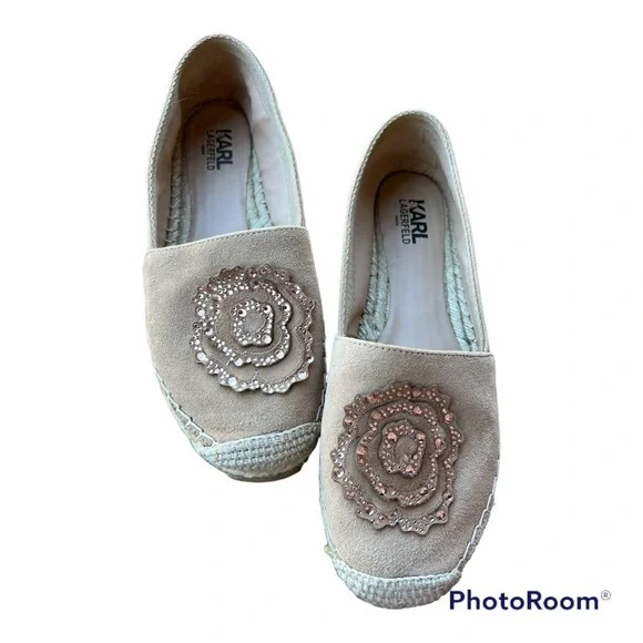Karl Lagerfeld🛍Neutral Khaki Canvas Espadrilles Sequin Floral Detail🛍EUC